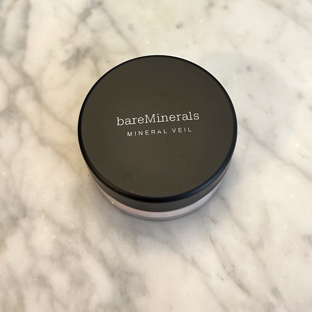 bareMinerals 9g/.3oz Unopened Mineral Veil